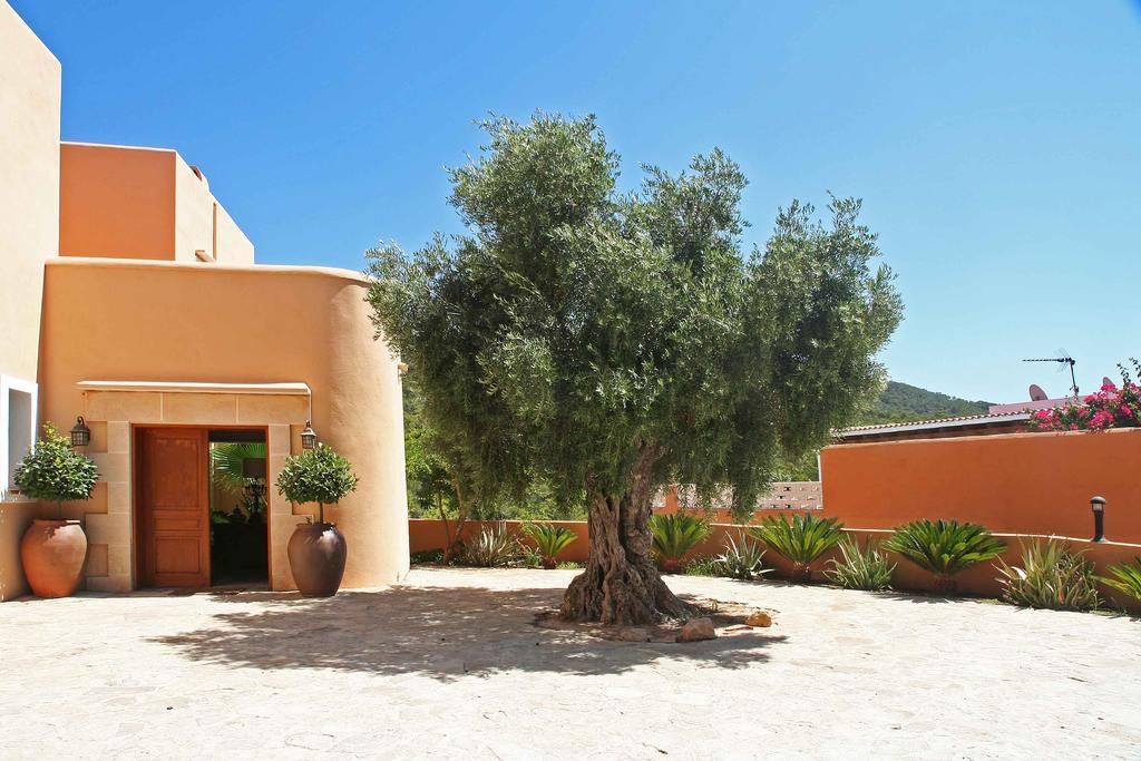 كالا فاديلا Villa Ses Marjades الغرفة الصورة