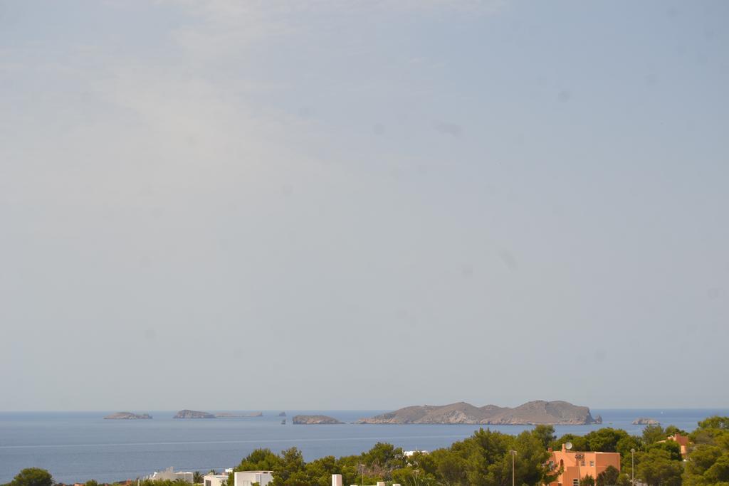 كالا فاديلا Villa Ses Marjades الغرفة الصورة